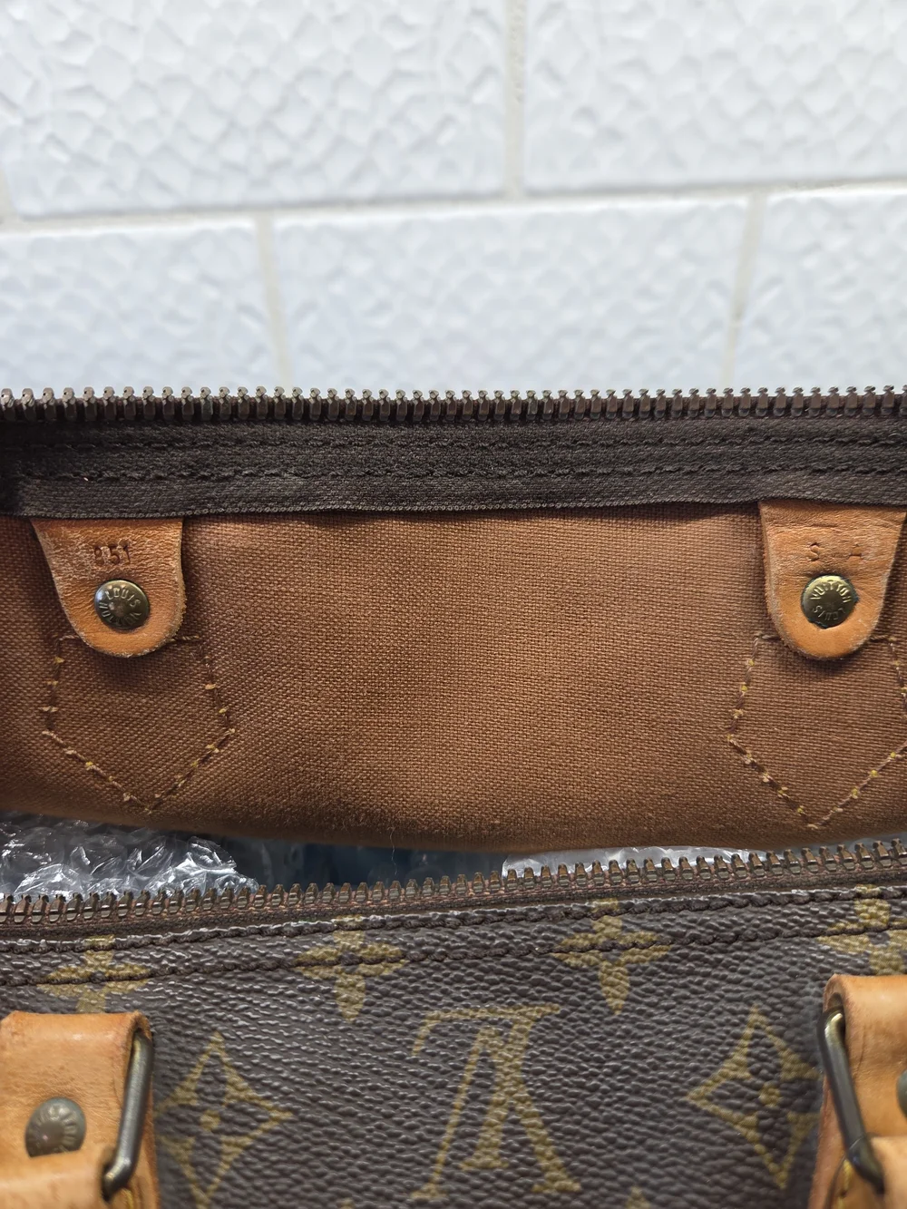 Vintage 1985 Louis Vuitton Monogram Speedy 40 Bag - Made in France SA851